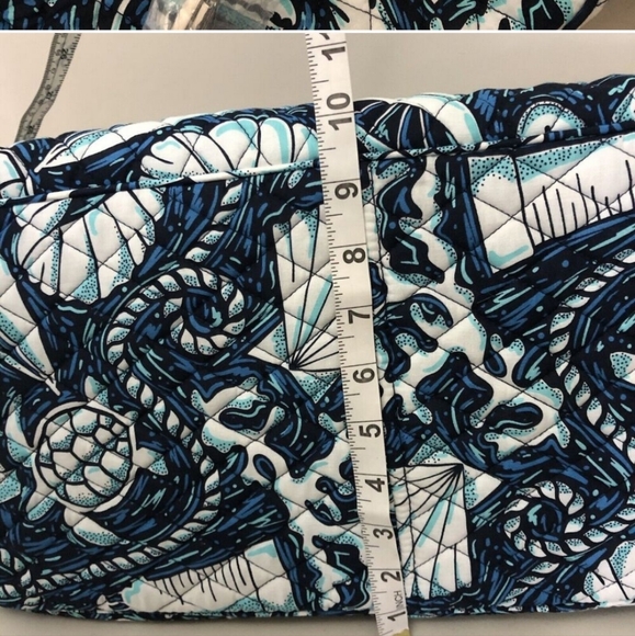 🆕️🐚FREE GIFT!+ Vera Bradley Medium Traveler Bag - Shore Enough Weekender Blue - Picture 7 of 16